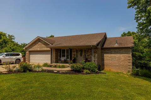 5200 Sulphur Well Rd, Nicholasville, KY 40356
