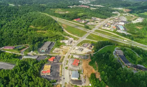 600 Summit Dr, Corbin, KY 40701 photo 3