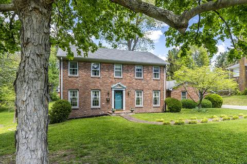 1131 Athenia Dr, Lexington, KY 40504