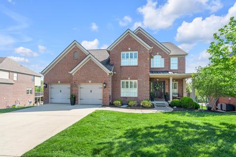 448 Weston Park, Lexington, KY 40515