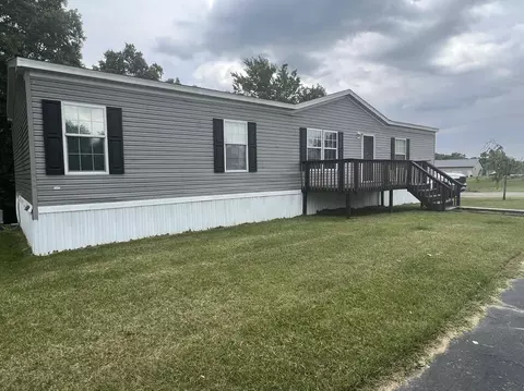 2008 State Highway 1704, Olive Hill, KY 41164
