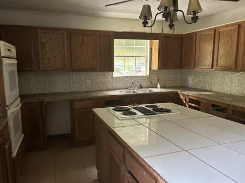 190 Will Lindon Br, Campton, KY 41301 photo 27