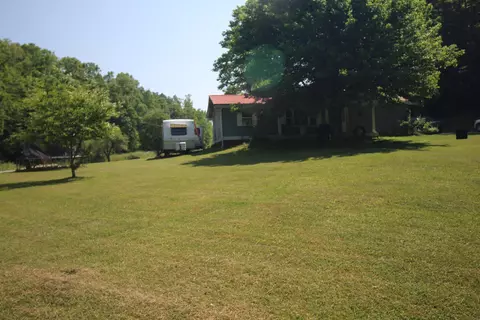 190 Will Lindon Br, Campton, KY 41301 photo 13