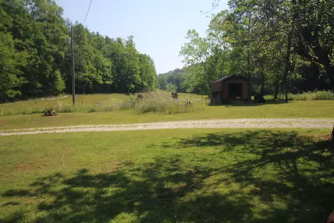 190 Will Lindon Br, Campton, KY 41301 photo 4