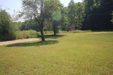 190 Will Lindon Br, Campton, KY 41301 photo 10