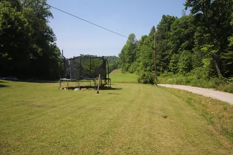 190 Will Lindon Br, Campton, KY 41301 photo 6
