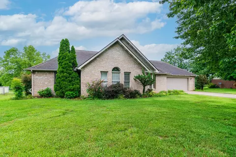 151 Meadow Point Dr, Somerset, KY 42503