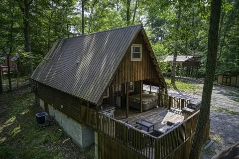 173 Blackoak Rd, Wellington, KY 40387