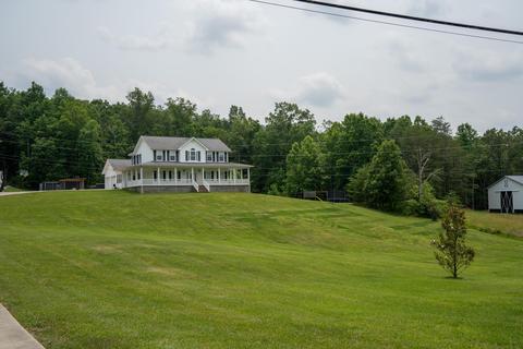 208 Owsley Fork Rd, Berea, KY 40403