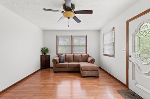434 Goodwin Ave, Irvine, KY 40336 photo 12
