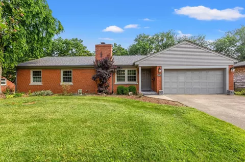 853 Rebecca Dr, Lexington, KY 40502