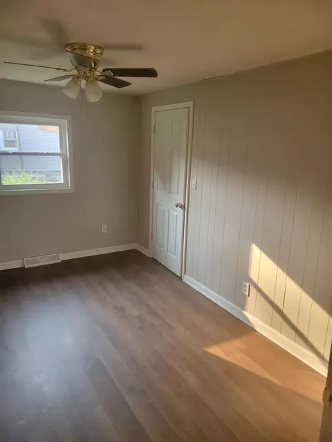 106 Bishop St, Corbin, KY 40701 photo 6