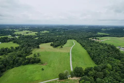10 Purdy-sano Rd, Columbia, KY 42728