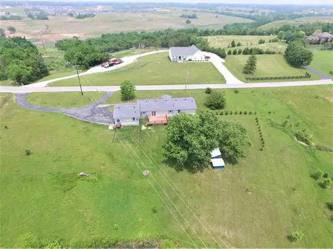 204 Herndon Ln, Berea, KY 40403 photo 5
