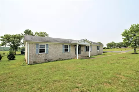 204 Herndon Ln, Berea, KY 40403 photo 2