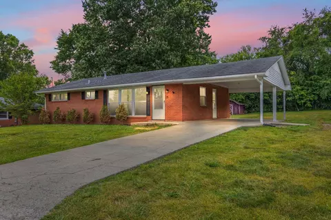 28 Hillcrest Dr, Winchester, KY 40391