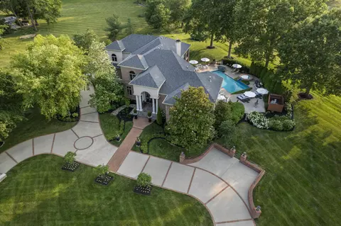60 Avenue Of Champions, Nicholasville, KY 40356