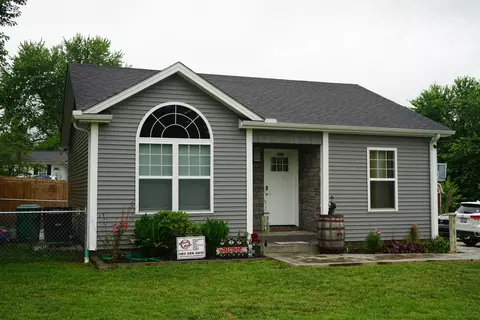 359 Center St, New Haven, KY 40051