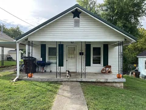 212 Montgomery Ave, Mount Sterling, KY 40353