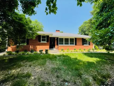 359 Greenbriar Rd, Lexington, KY 40503