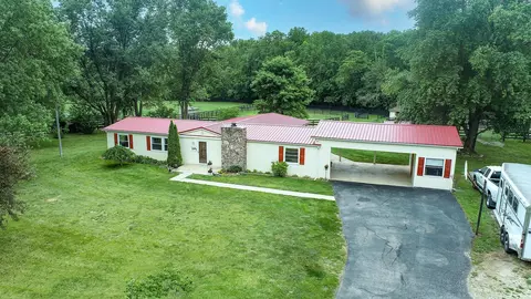 2341 Fords Mill Rd, Paris, KY 40361