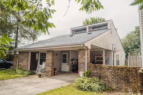 1717 Prairie Cir, Lexington, KY 40515
