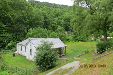 795 Hwy 510, Gordon, KY 41819
