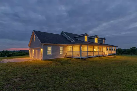 8423 Tates Creek Rd, Nicholasville, KY 40356