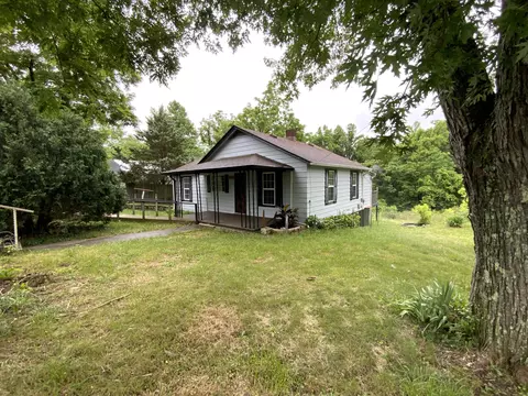 3740 S Hwy 1651, Revelo, KY 42638