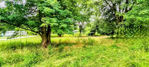 651 Manor Dr, La Grange, KY 40031 photo 8