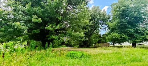 651 Manor Dr, La Grange, KY 40031 photo 5