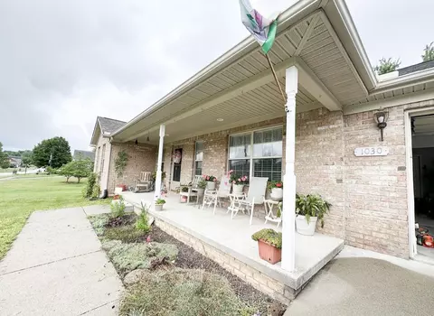 1030 Burnell Dr, Berea, KY 40403