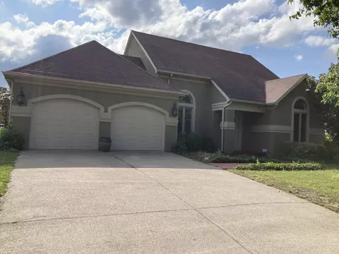 1011 Park Place Dr, Richmond, KY 40475