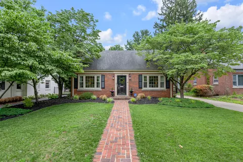 616 Chinoe Rd, Lexington, KY 40502