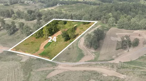 24 Hawk Creek Road, London, KY 40741