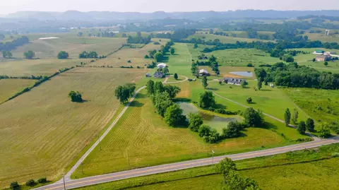 4945 Lebanon Rd, Danville, KY 40422
