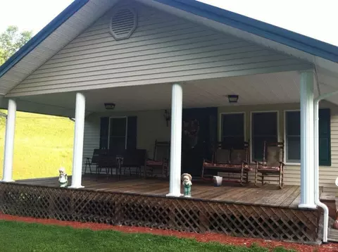 2339 Ky 557, Sandy Hook, KY 41171 photo 3