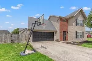 200 Baybrook Cir, Nicholasville, KY 40356