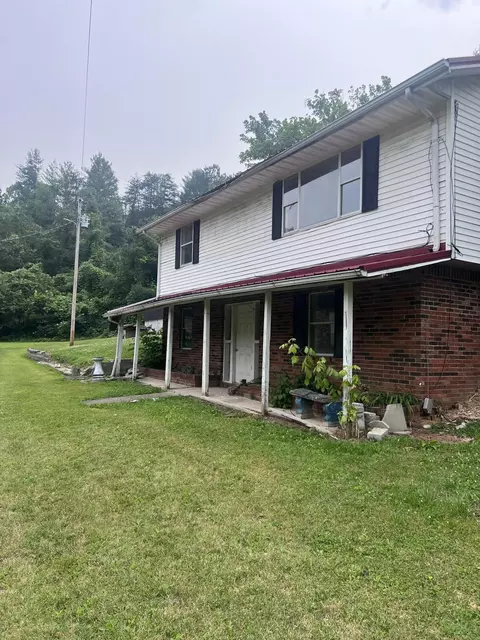 130 Old Ky 191 Loop, Campton, KY 41301