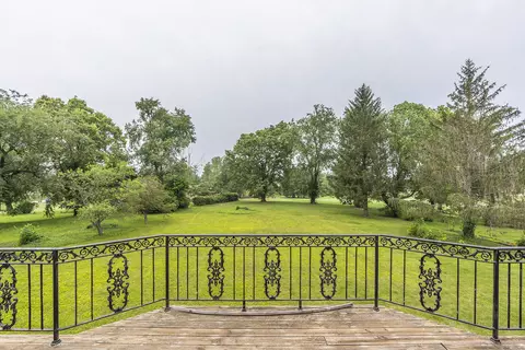 3636 Cayman Ln, Lexington, KY 40509