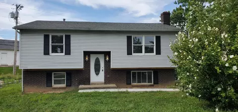 103 Meadowlark Dr, Berea, KY 40403