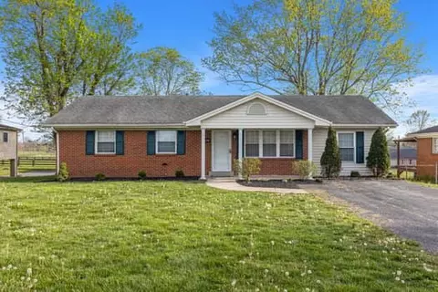 1004 Coleman Ct, Harrodsburg, KY 40330