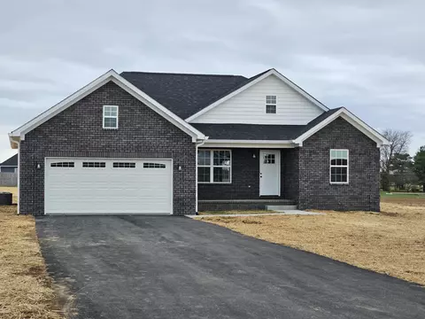 142 Gracelynn Cir, Harrodsburg, KY 40330
