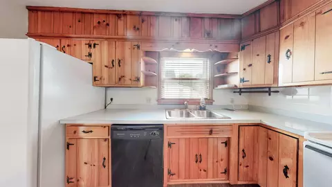 261 Whipp Ave, Liberty, KY 42539 photo 9