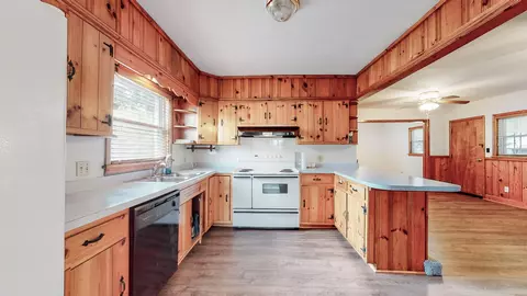 261 Whipp Ave, Liberty, KY 42539 photo 4