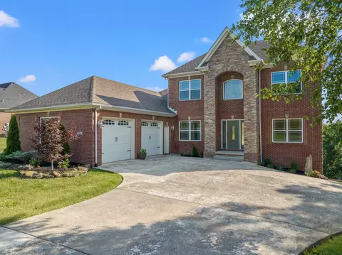 223 Crimson Dr, Richmond, KY 40475