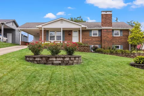 169 Woodmont Dr, Paris, KY 40361