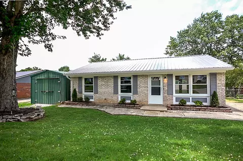2325 Redbud Ln, Paris, KY 40361