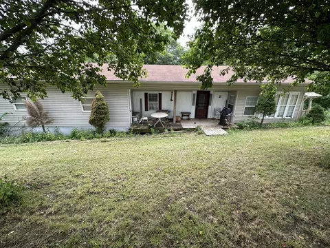 1400 Gainesway Dr, Corinth, KY 41010