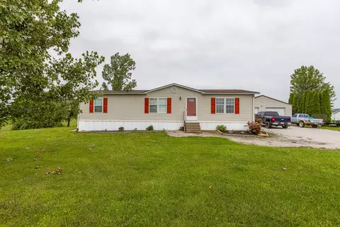 994 Moores Ln, Stanford, KY 40484